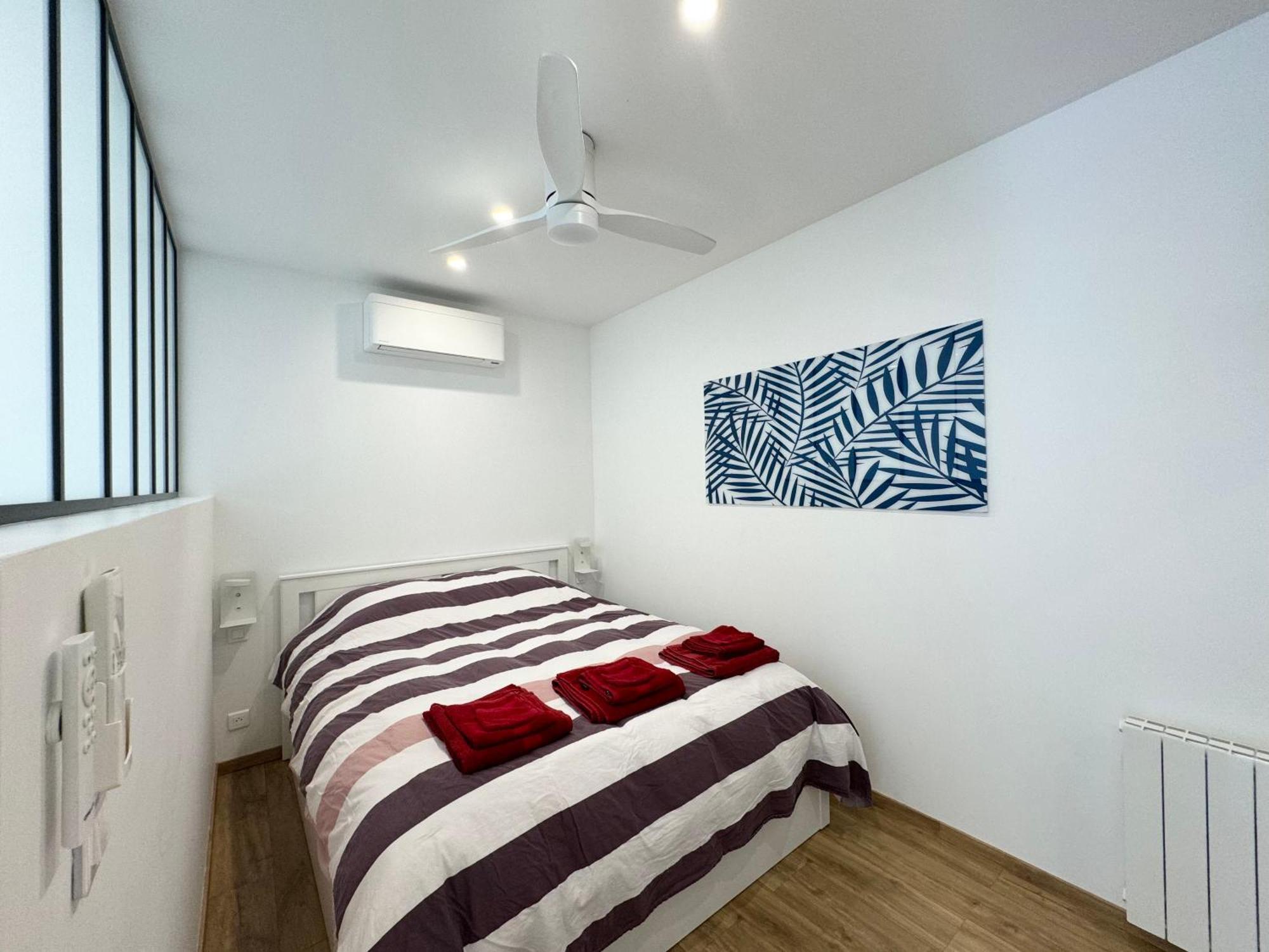 Appartement 1Ch Avec Terrasse Et Jardinet A 400M De La Plage Cavalaire-sur-Mer Zewnętrze zdjęcie