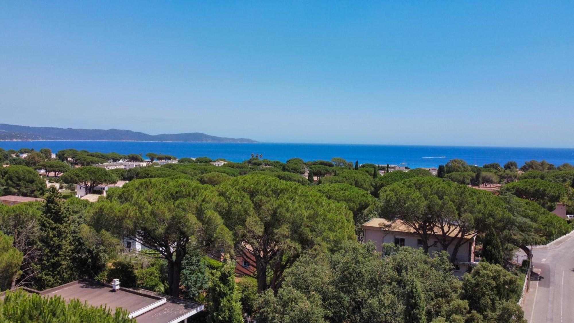 Appartement 1Ch Avec Terrasse Et Jardinet A 400M De La Plage Cavalaire-sur-Mer Zewnętrze zdjęcie